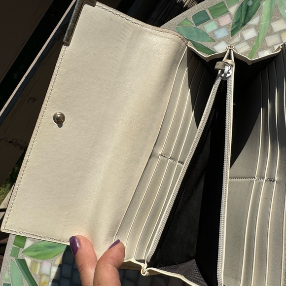 GUCCI Authentic Leather Signature Long Wallet with Name Plate Cream - Picture 6 of 7